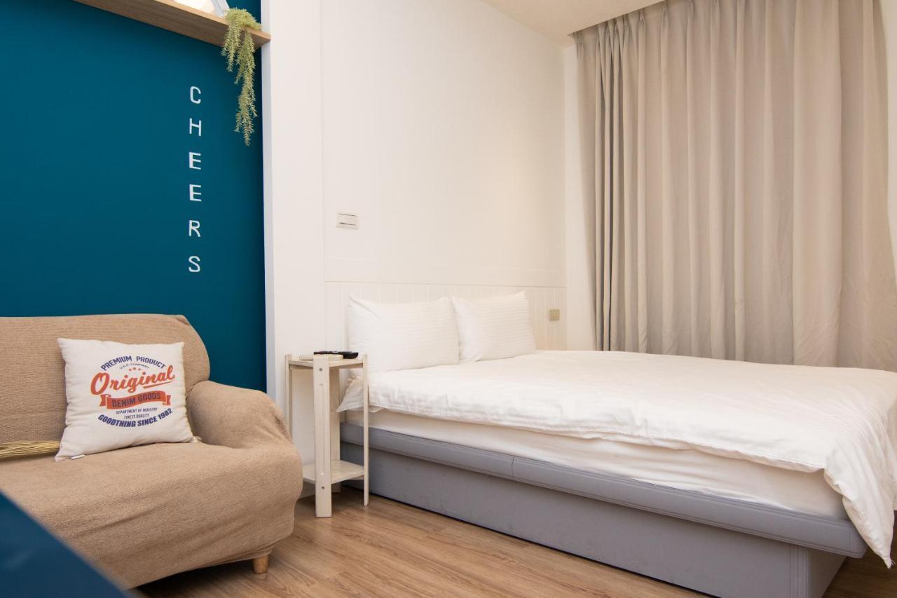 Sleepie Muti-Minsu Center Apartment Kaohsiung Exterior photo