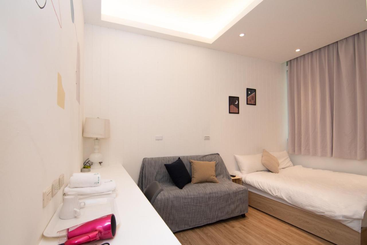 Sleepie Muti-Minsu Center Apartment Kaohsiung Exterior photo